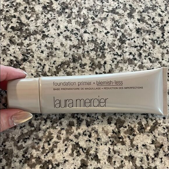 Laura Mercier Foundation Primer - Blemish-less, Cream Partial - Picture 1 of 6